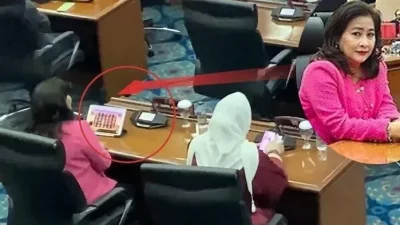 PDIP DKI Komentari Sikap Cinta Mega di Ruang Rapat Paripurna