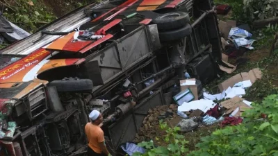 Kronologi Kecelakaan Bus SMAN 1 Sidoarjo di Tol Ngawi