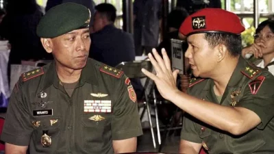 Pernyataan Wiranto saat Berhentikan Prabowo Subianto