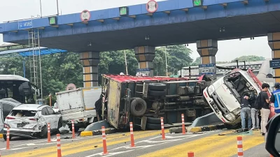 Kecelakaan Tol Halim