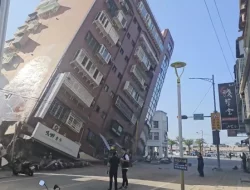 Gedung Roboh Usai Gempa M 7,5 Guncang Taiwan