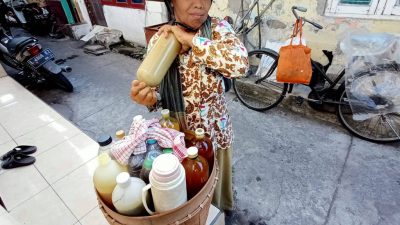 Jamu Gendong Mbah Marem